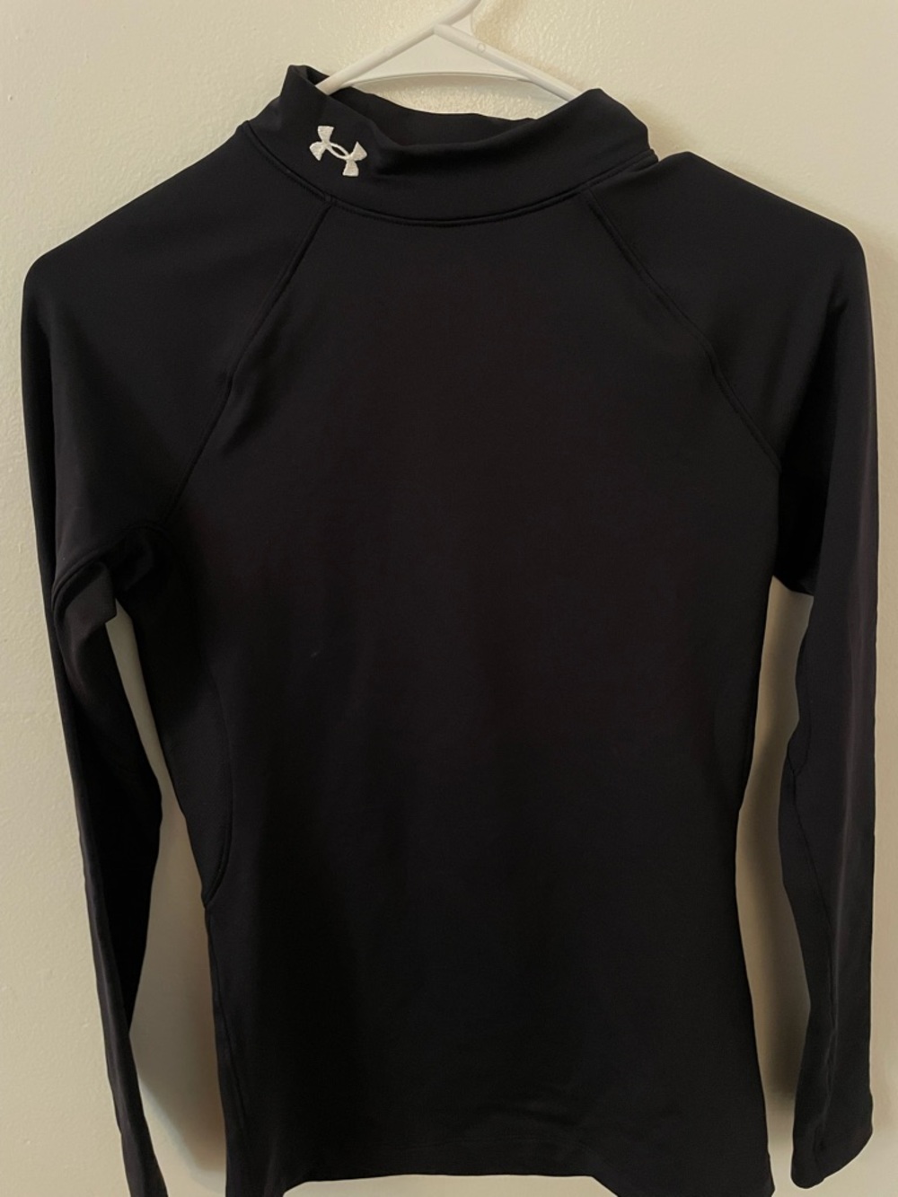 Under Armour Women’s Black Long-Sleeve Mock Neck Training Top